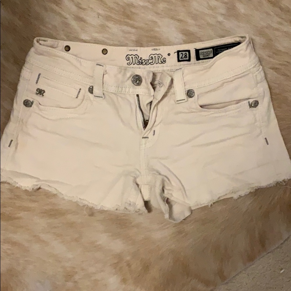 Blush pink miss me jean shorts